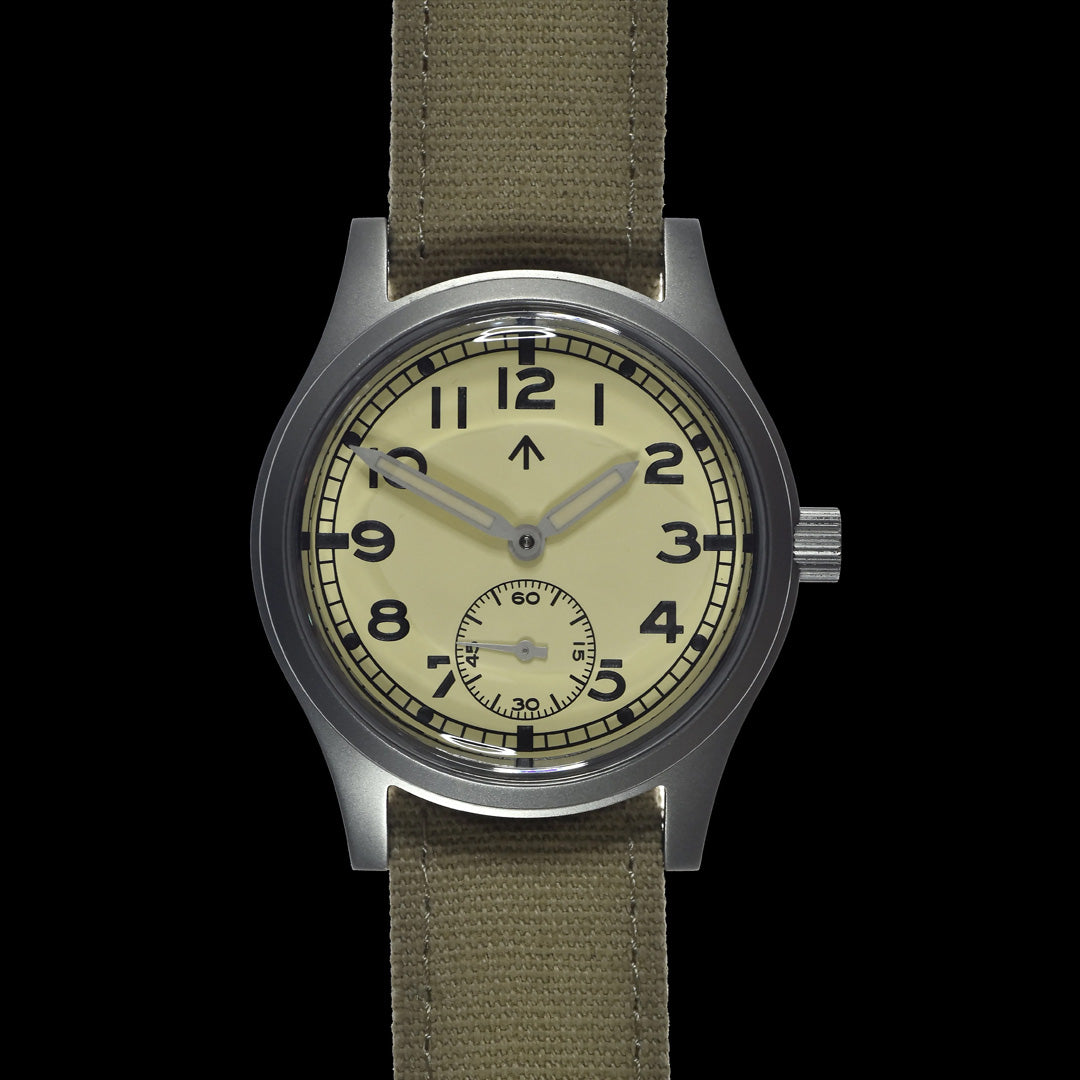  "Dirty Dozen" Offwhite 1940/1950 Horloge