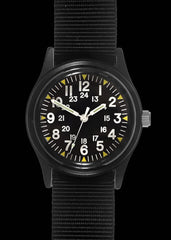 Military Watch Company 1960 / 1970 Classic US Vietnam Horloge "MIL-W-3818B" met Zwarte Militaire NATO Band