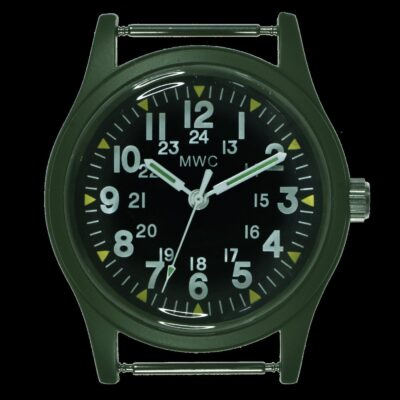 MWC Classic 1960s/70s Pattern Olive Vietnam Horloge on Matching Khaki – Groen